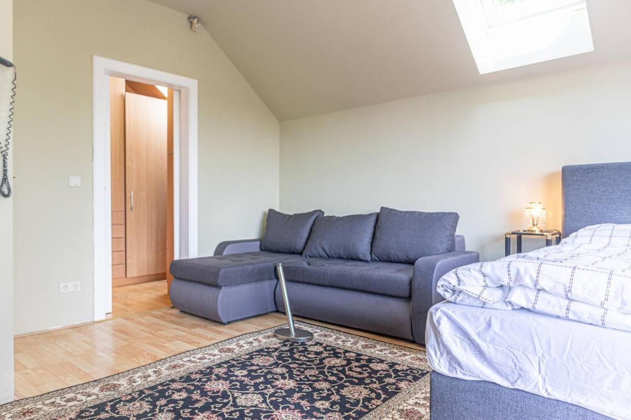 Comfortable Rooms In A Beautiful House Gd Виена Екстериор снимка