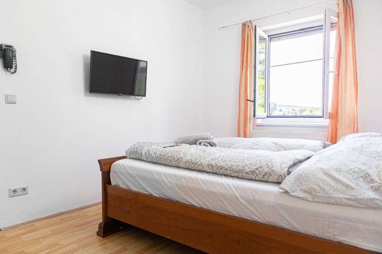 Comfortable Rooms In A Beautiful House Gd Виена Екстериор снимка